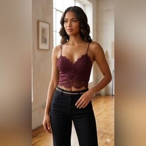 Lace V-Neck Crop Cami Top in Wine